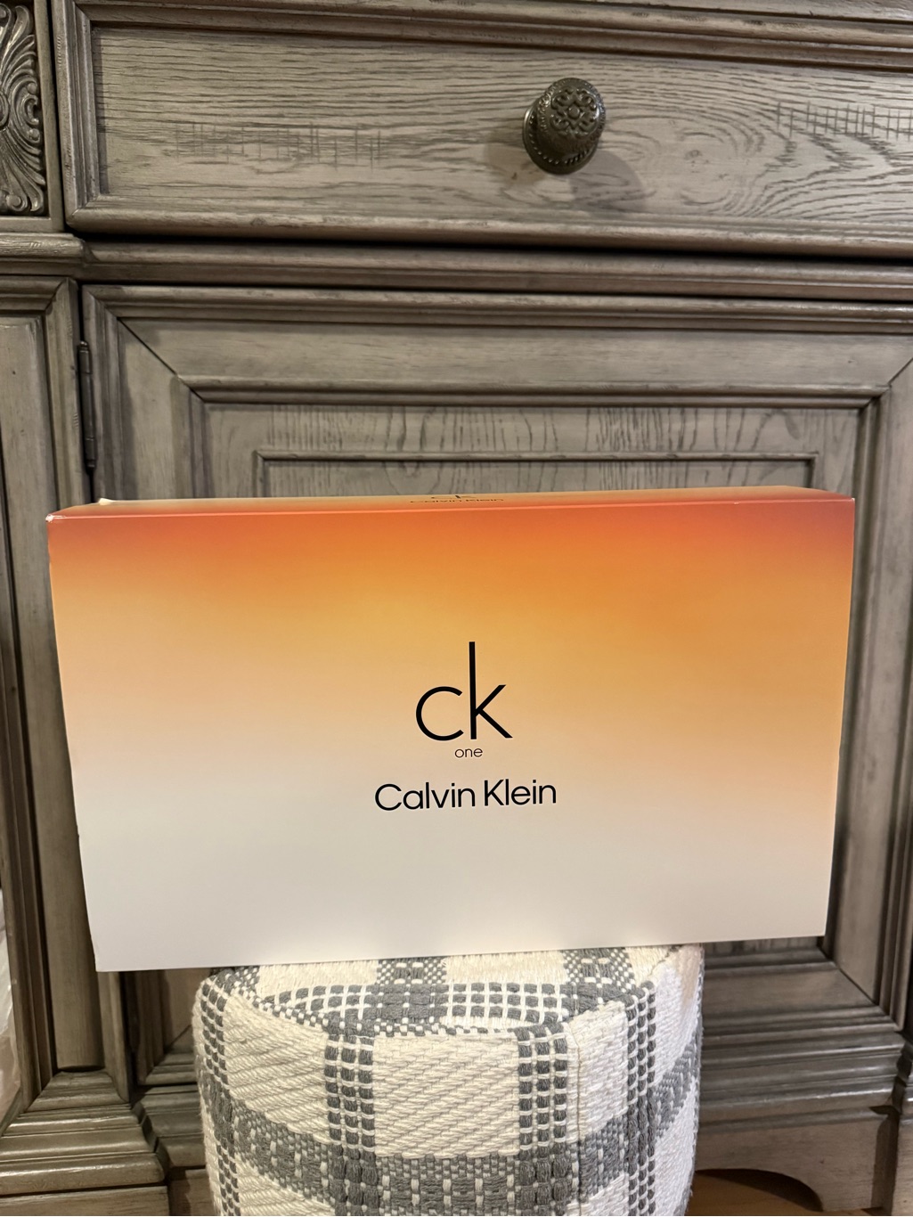 Men’s Calvin Klein Colgne Set Orange-To-Cream Ck One Gift Box